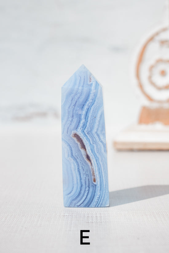 blue lace agate crystal point piece e