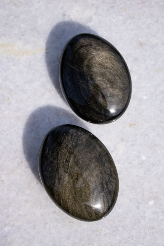 Goldsheen Obsidian Palm Stone