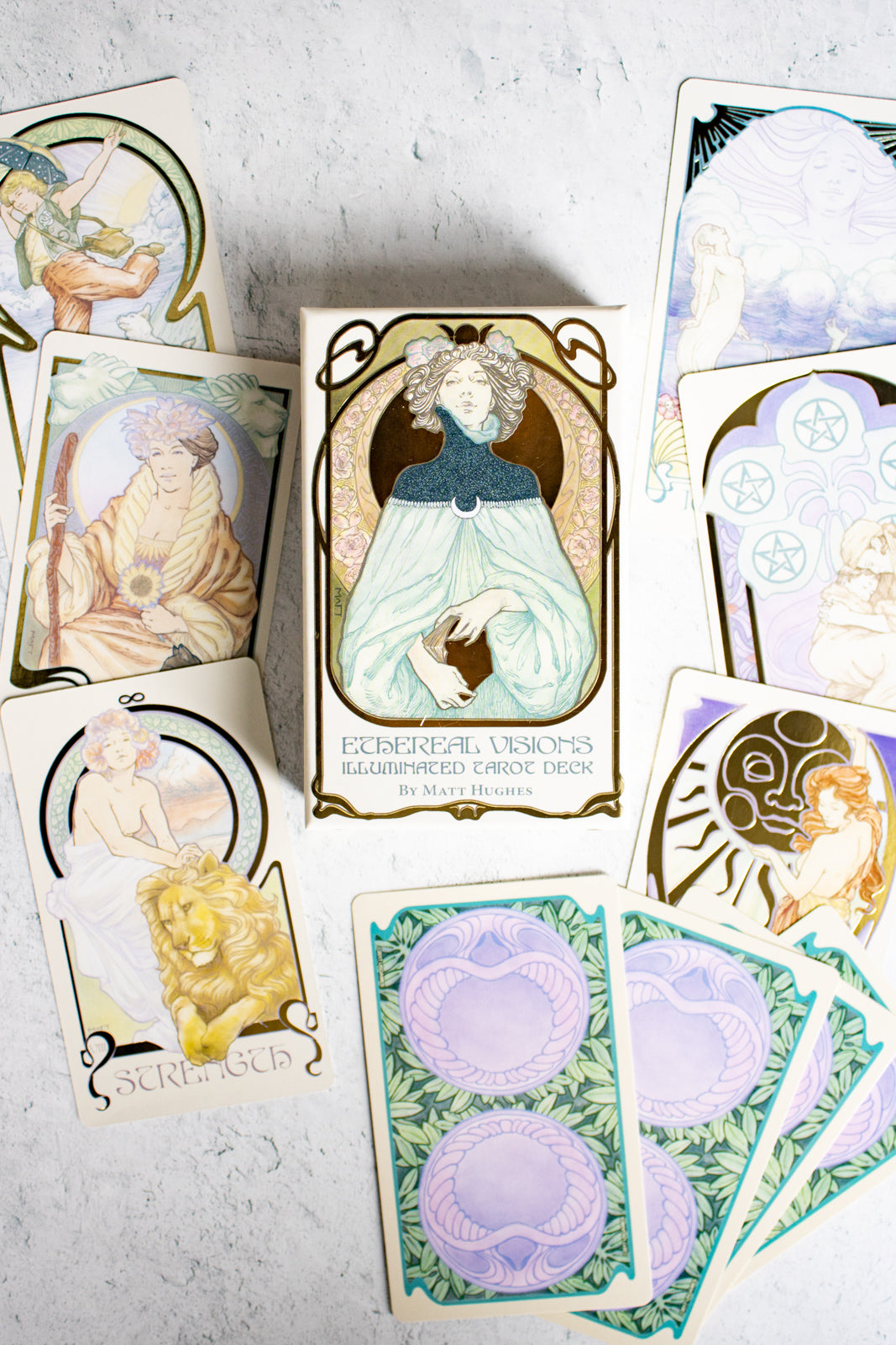 Load image into Gallery viewer, Ethereal Visions Illuminated Tarot Deck
