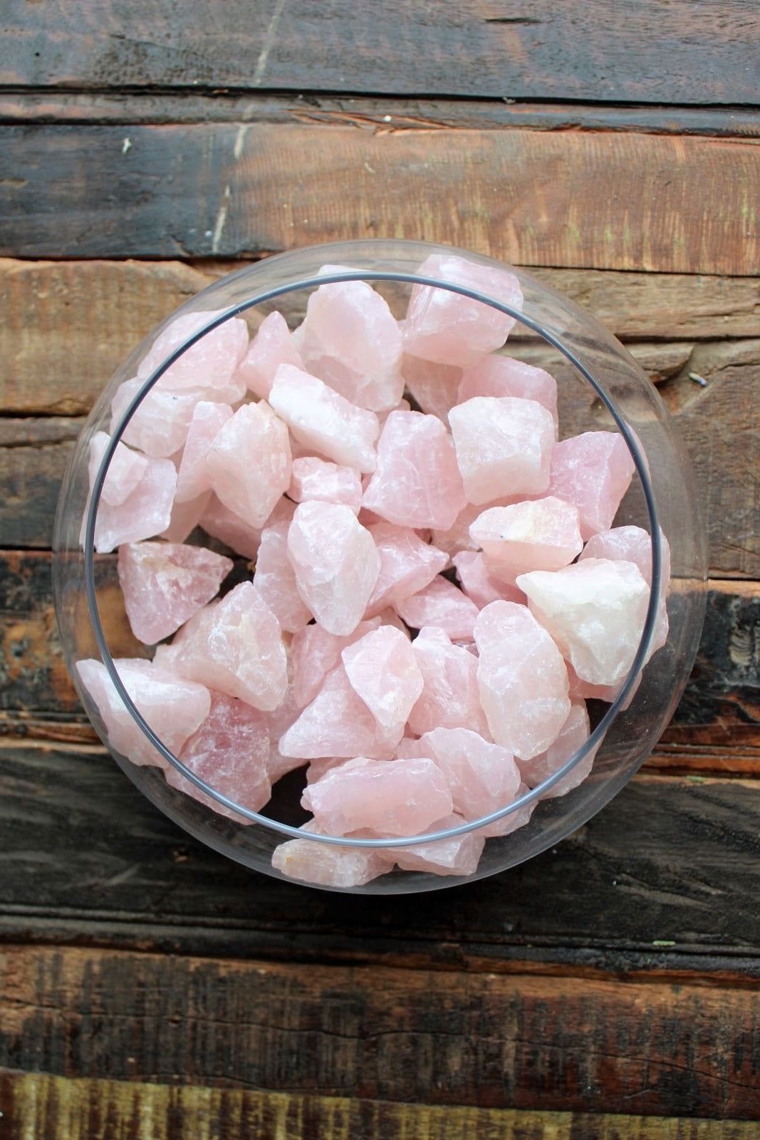 Load image into Gallery viewer, Rough Rose Quartz Pieces - Selene Stone
